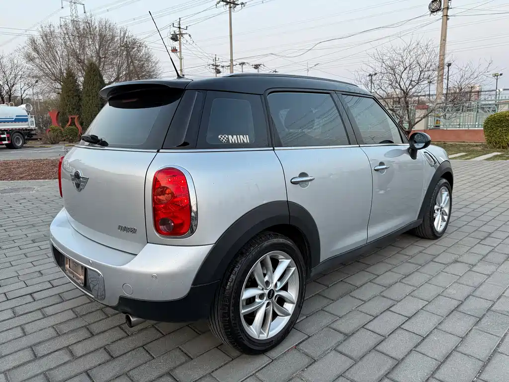 MINI Countryman 2011