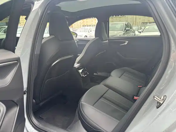 Audi A5L 2025
