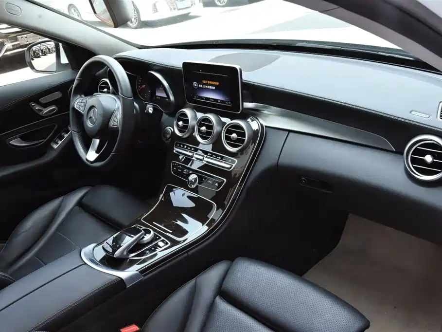 Mercedes-Benz C-Class 2015 — фото 15