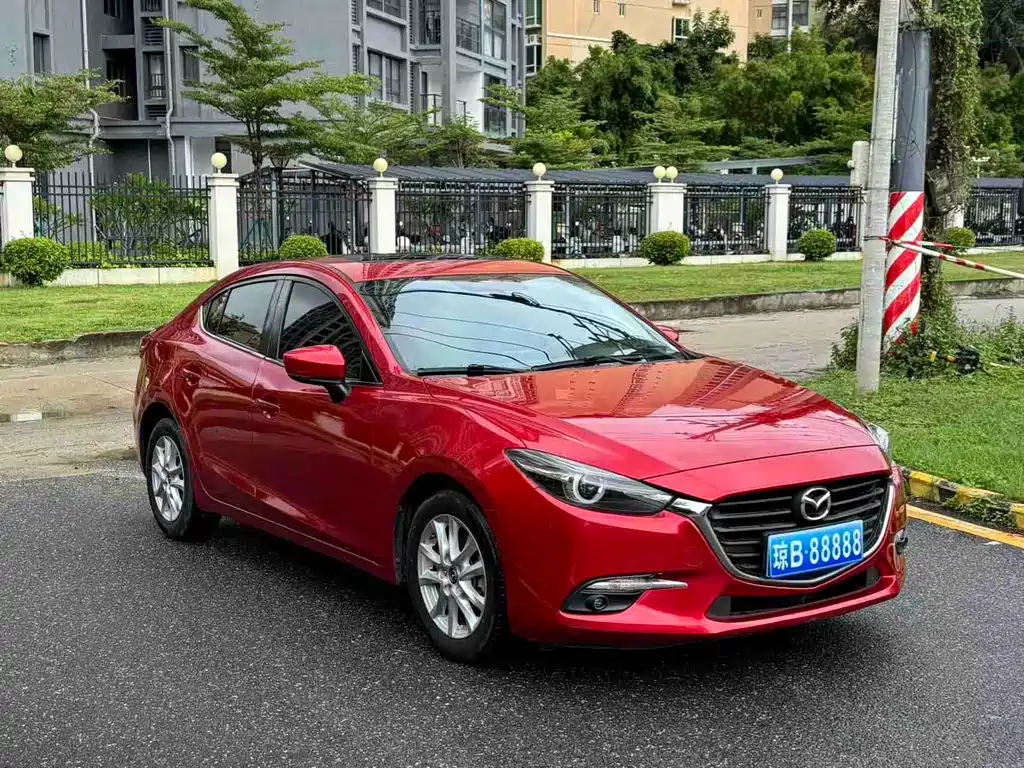 Mazda 3 Axela 2019