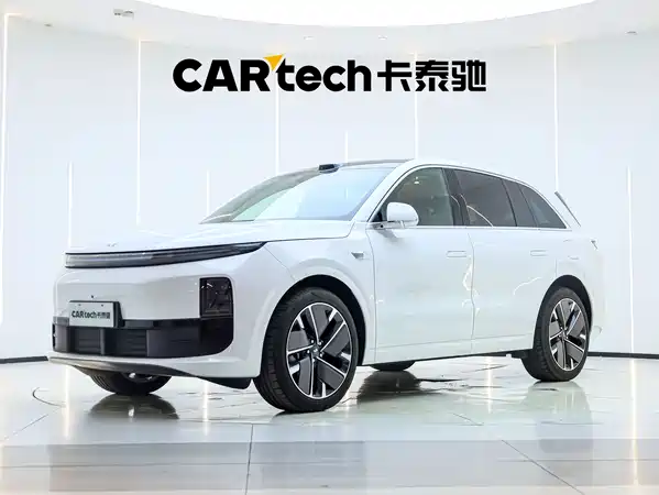 Li Auto L6 2025