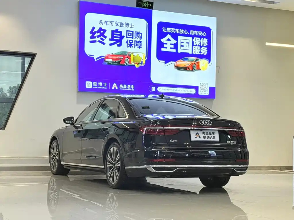 Audi A8 2019 — фото 14