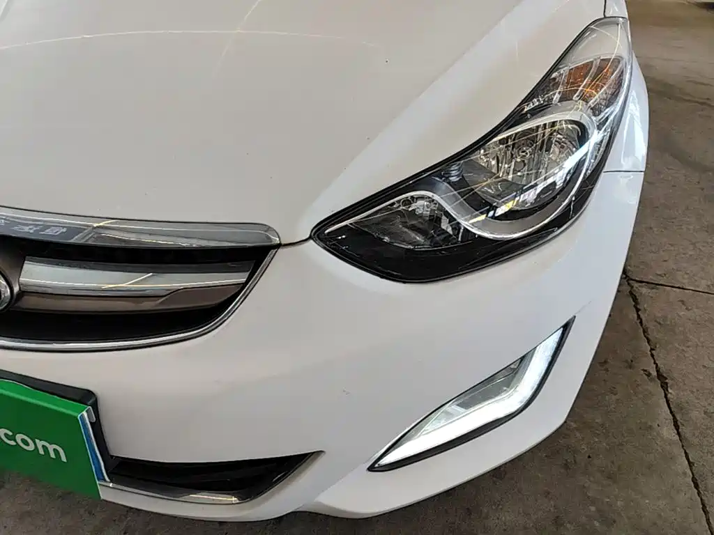 Hyundai Elantra Langdong 2016 — фото 24