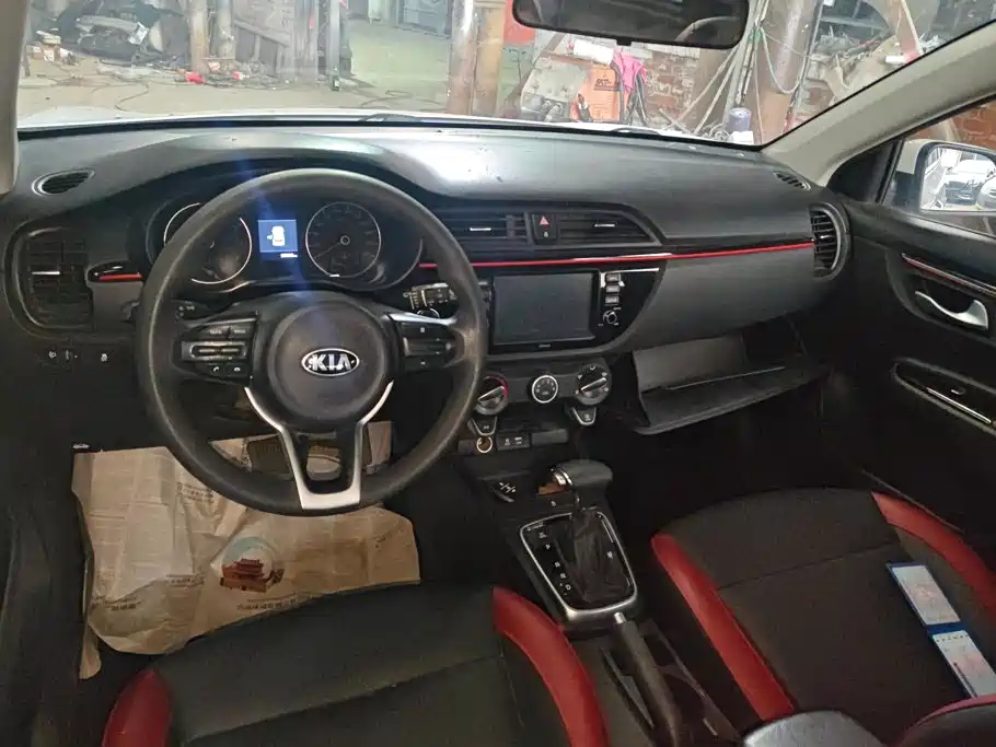 Kia KX CROSS 2018 — фото 12
