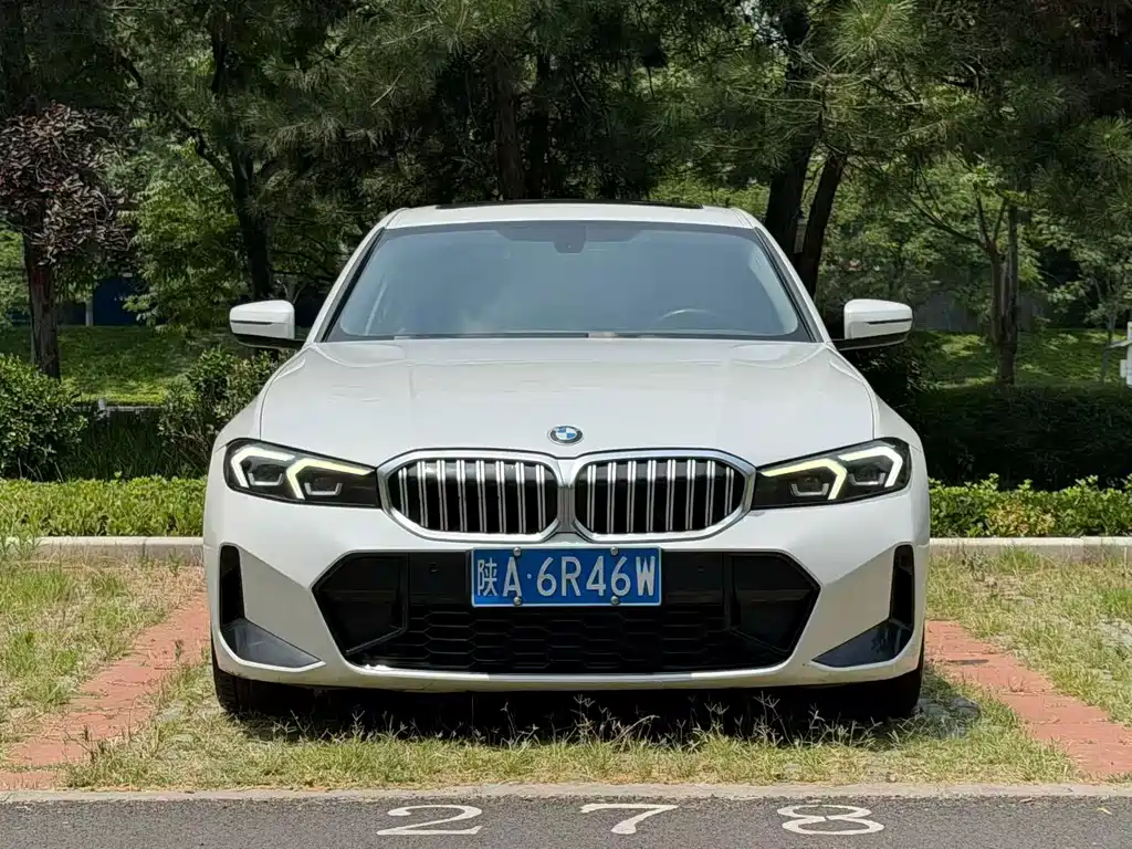 BMW 3 Series 2023