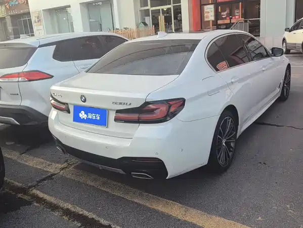 BMW 5 Series 2021