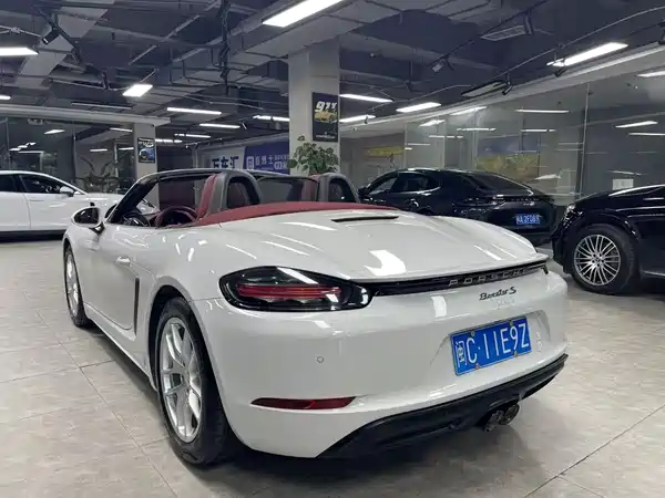 Porsche 718 2020
