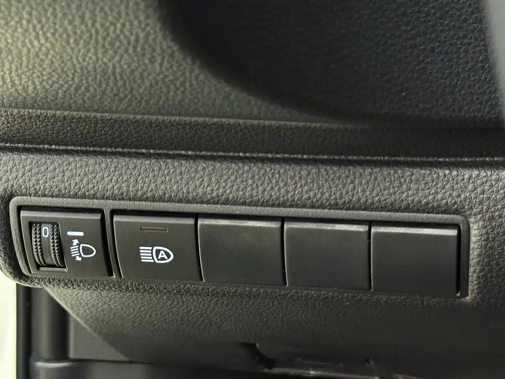 Toyota Corolla 2022 — фото 15