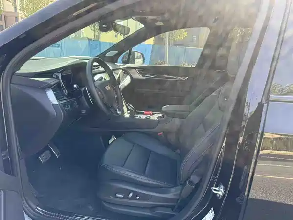 Cadillac XT6 2025