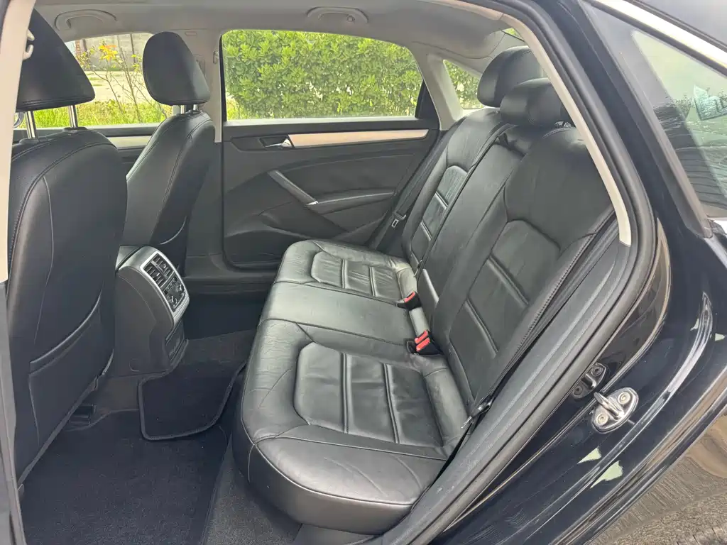 Volkswagen Passat 2012