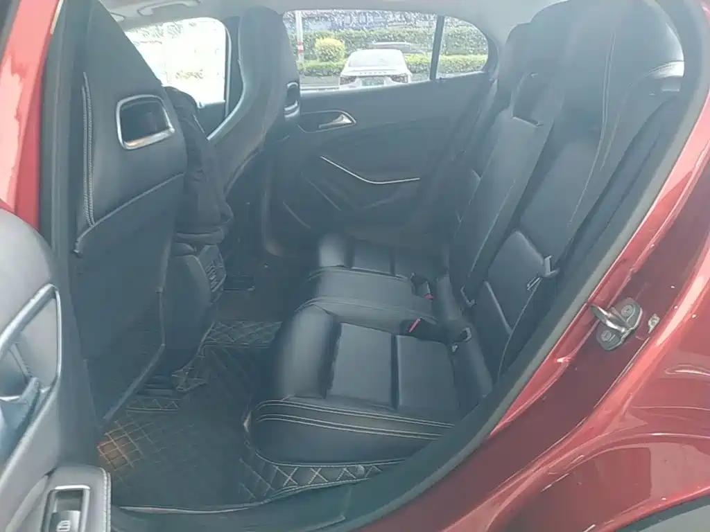 Mercedes-Benz GLA 2019 — фото 17