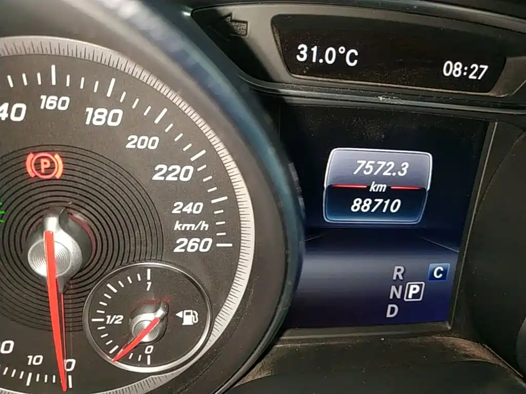 Mercedes-Benz GLA 2019 — фото 12