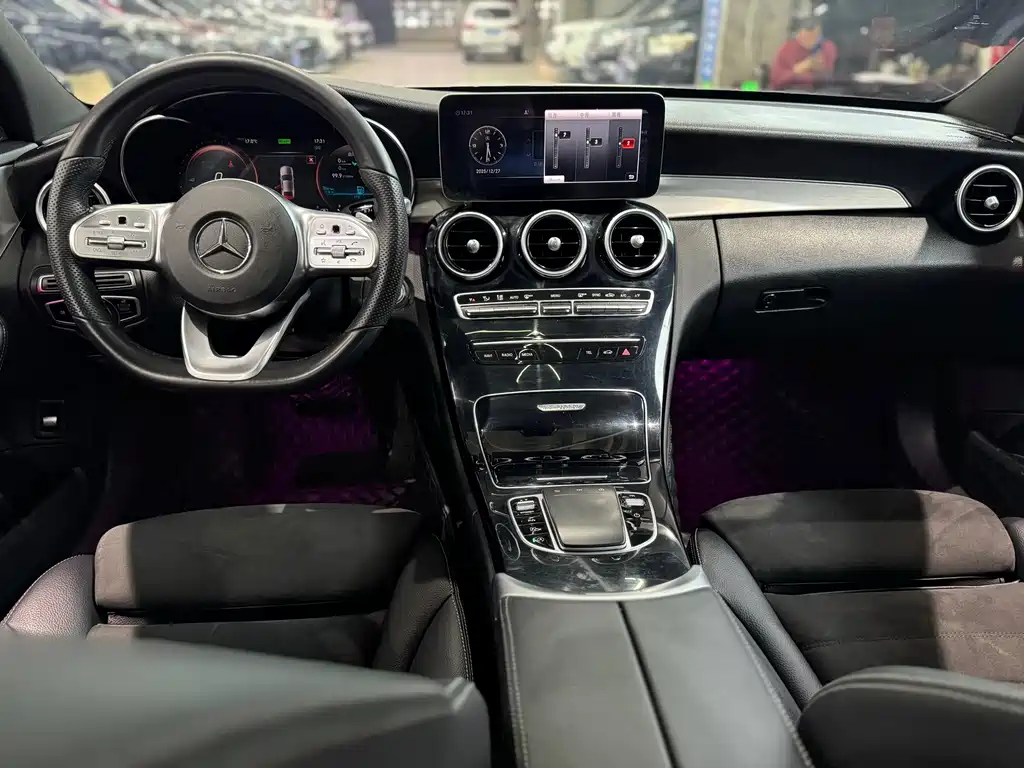 Mercedes-Benz C-Class 2021 — фото 17