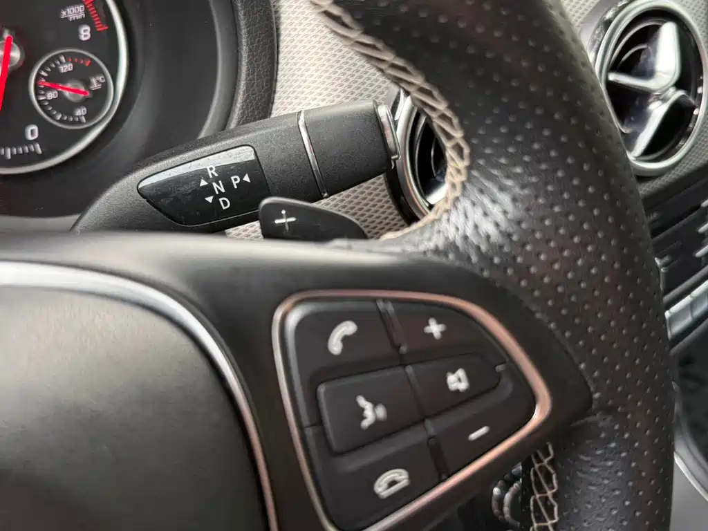Mercedes-Benz B-Class 2016 — фото 15