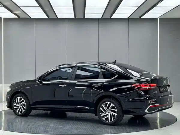 Volkswagen Lavida 2022