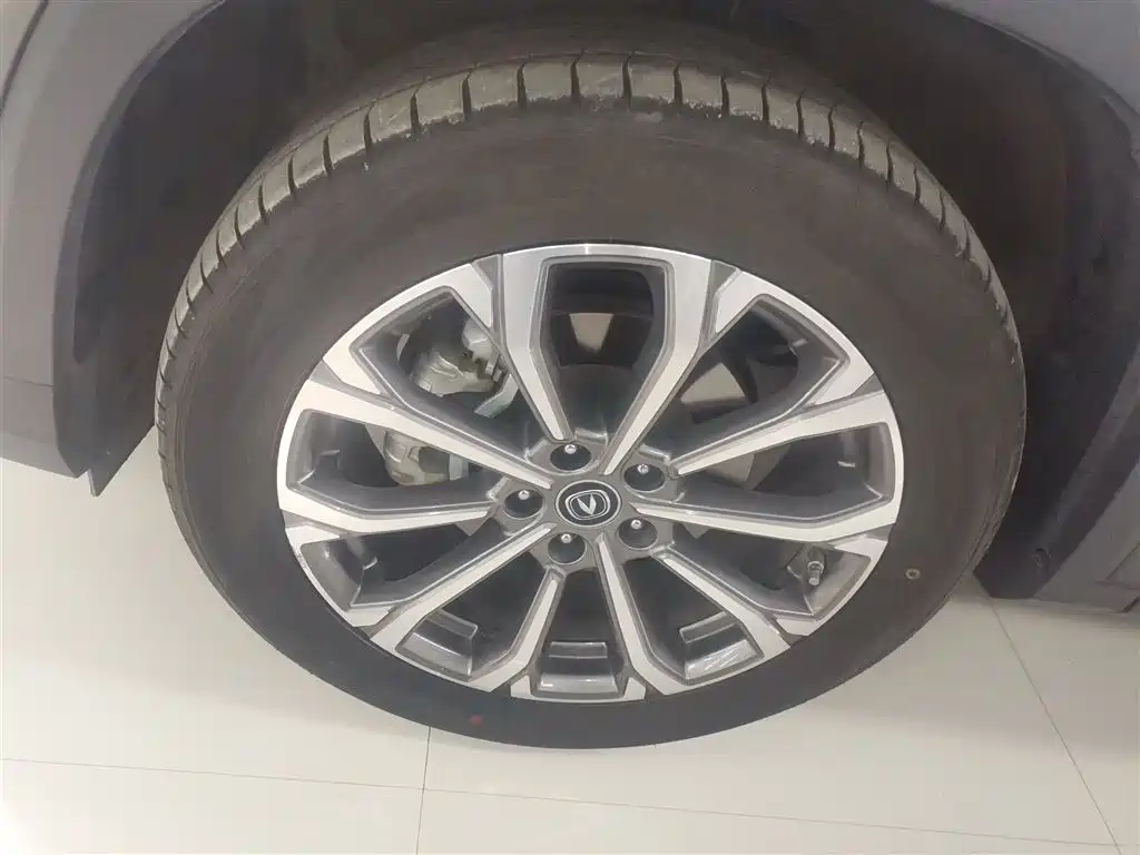 Changan CS75 PLUS 2020 — фото 23