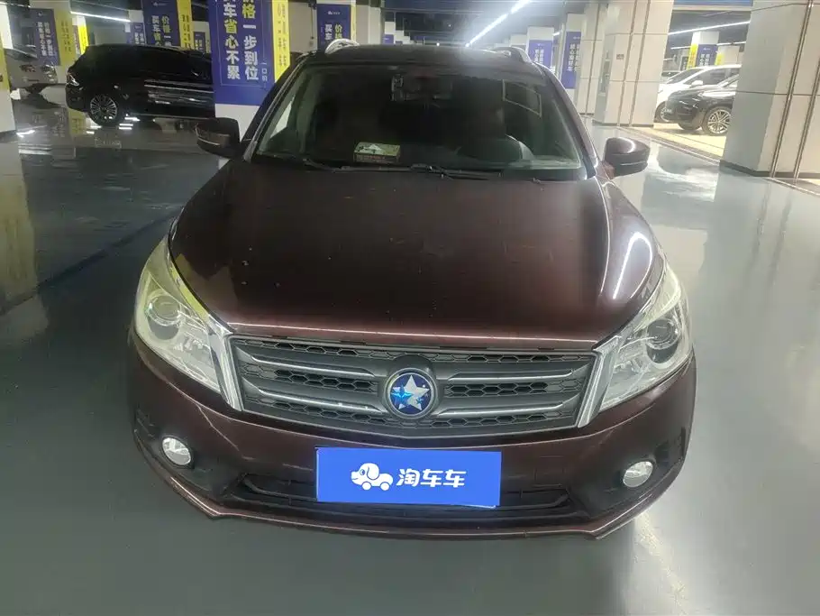 Venucia T70 2015