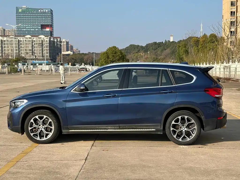 BMW X1 2022 — фото 10
