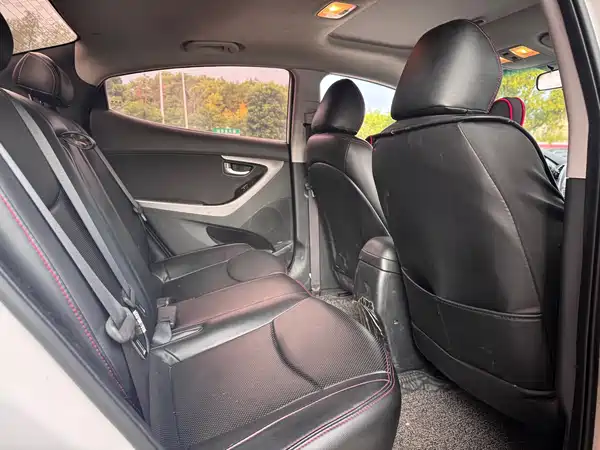 Hyundai Elantra Langdong 2016