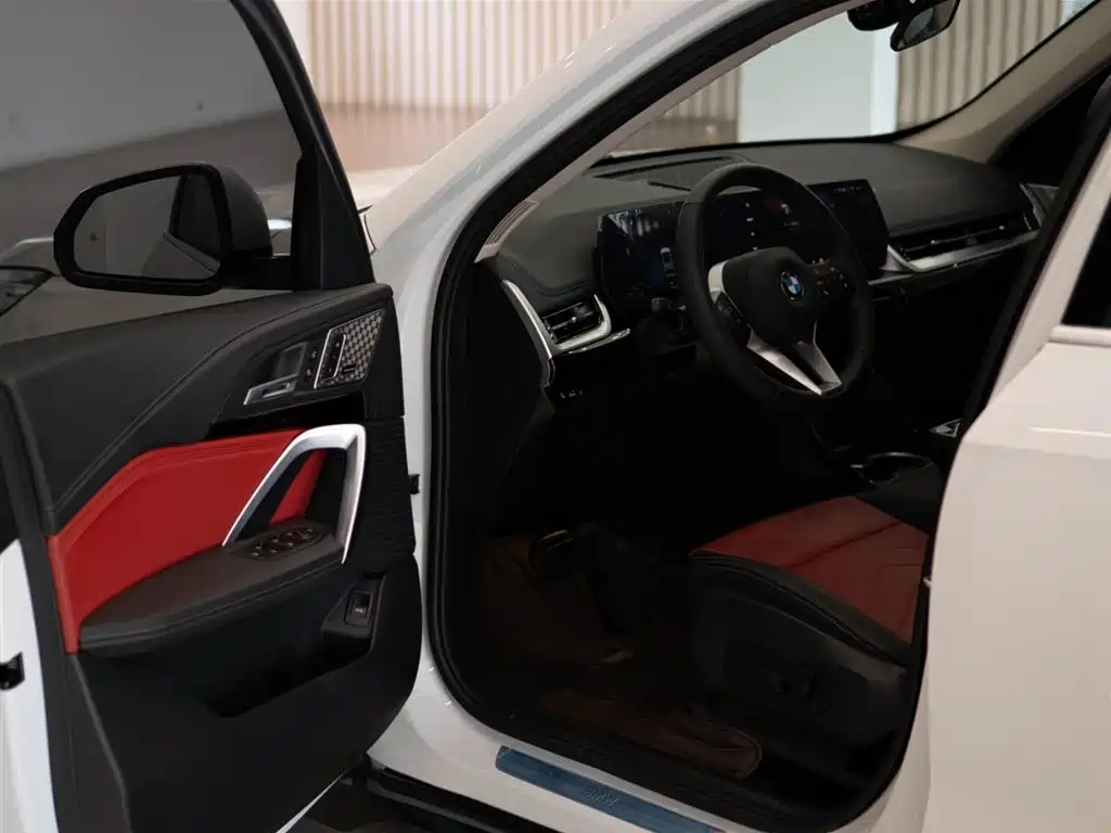 BMW X1 2024 — фото 13