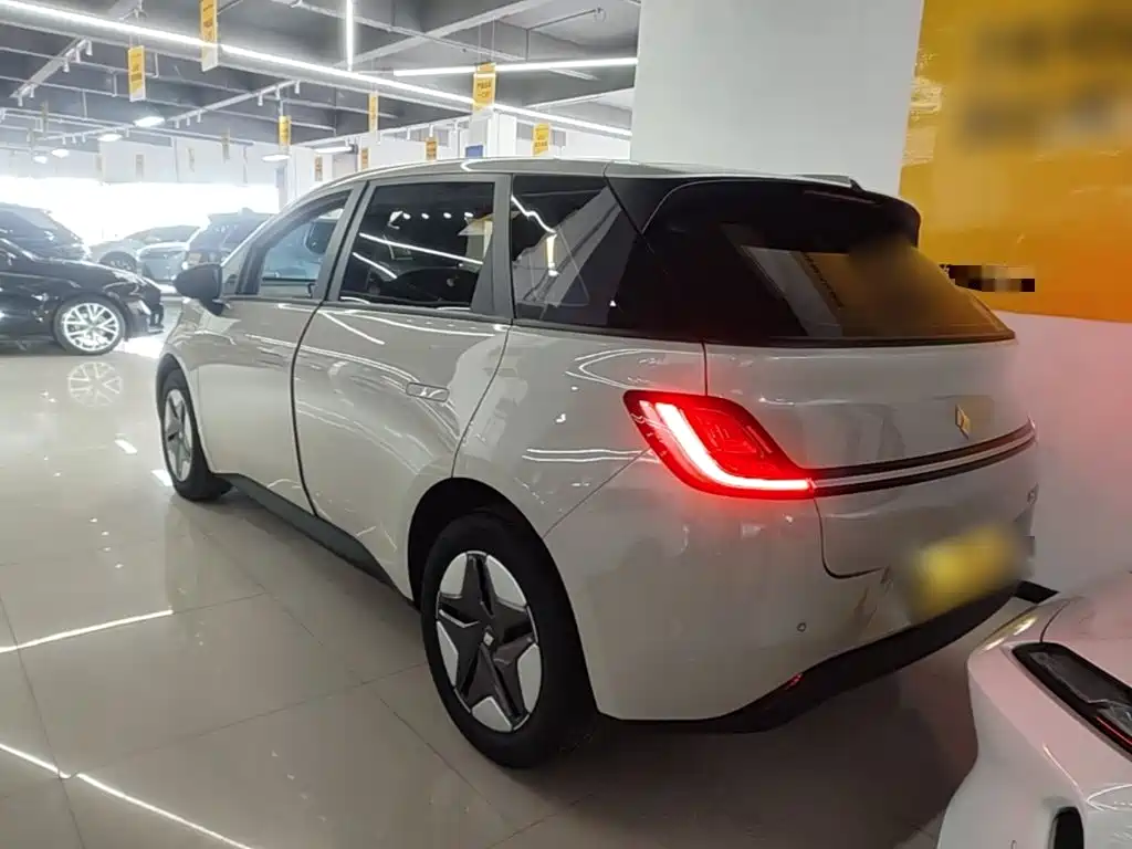 Baojun Clouds 2024