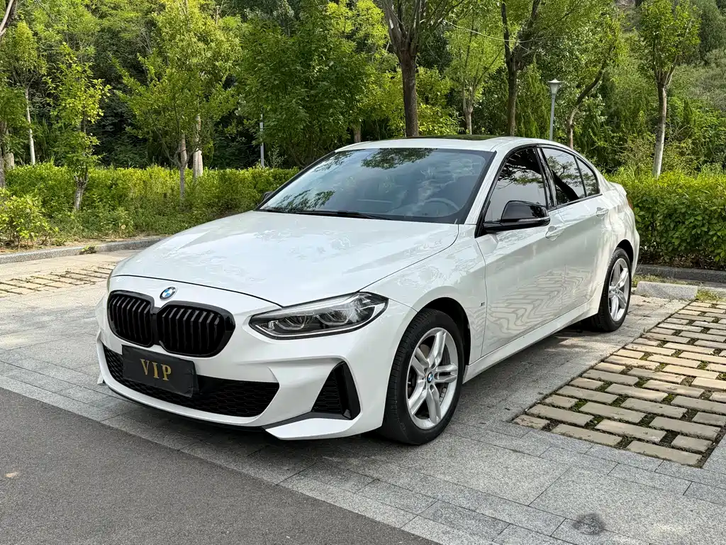 BMW 1 Series 2022
