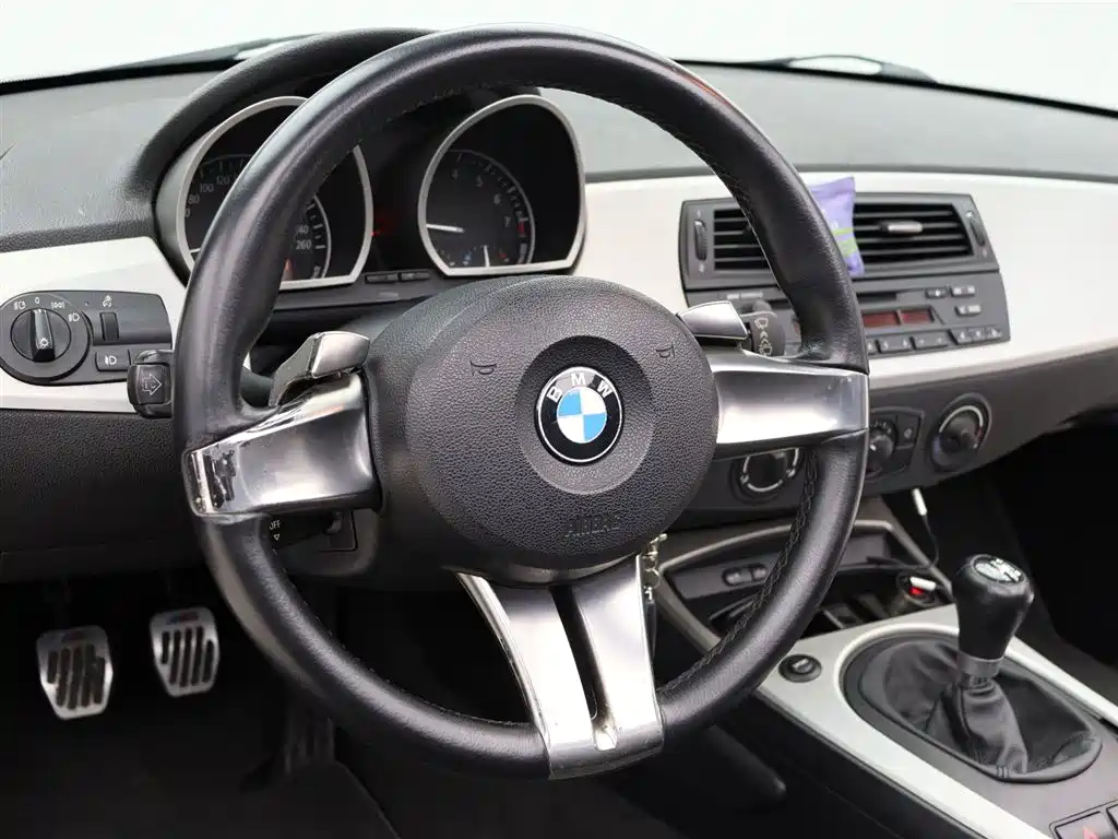 BMW Z4 2007 — фото 11