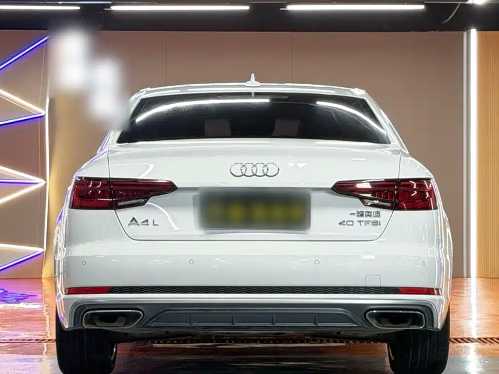 Audi A4L 2019 — фото 17