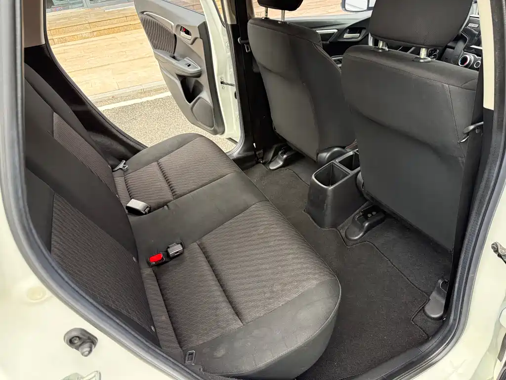 Honda Fit 2018 — фото 13