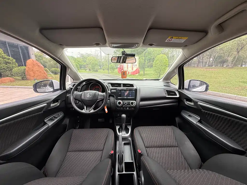 Honda Fit 2018 — фото 18
