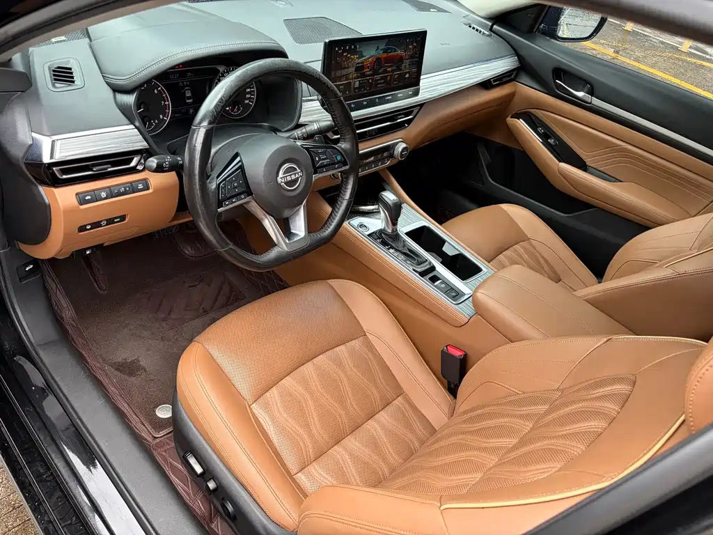Nissan Teana 2023