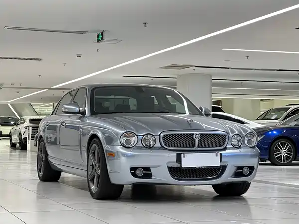 Jaguar XJ 2009