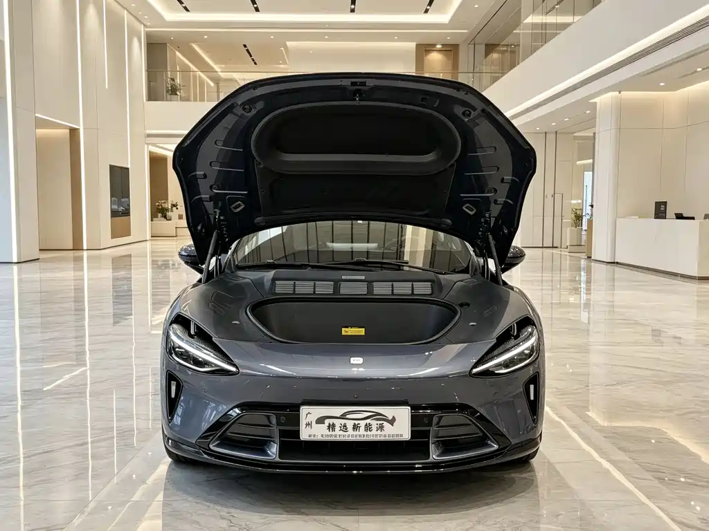 Xiaomi YU7 2025