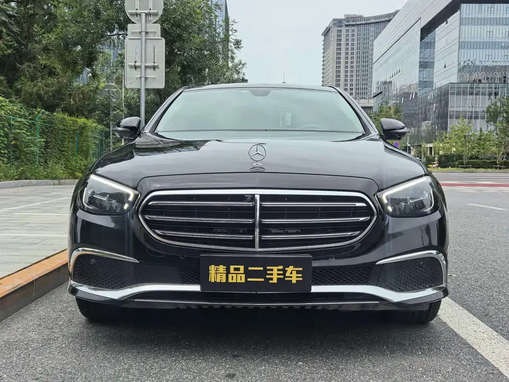 Mercedes-Benz E-Class 2023