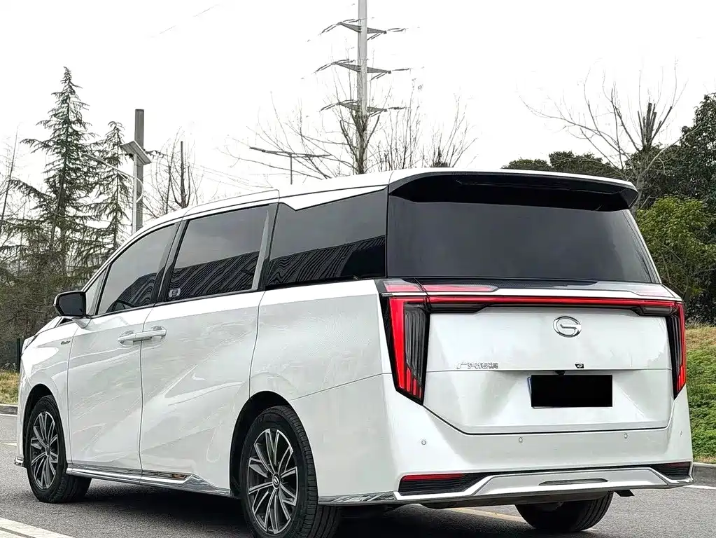 GAC Motor Trumpchi M8 2024 — фото 3