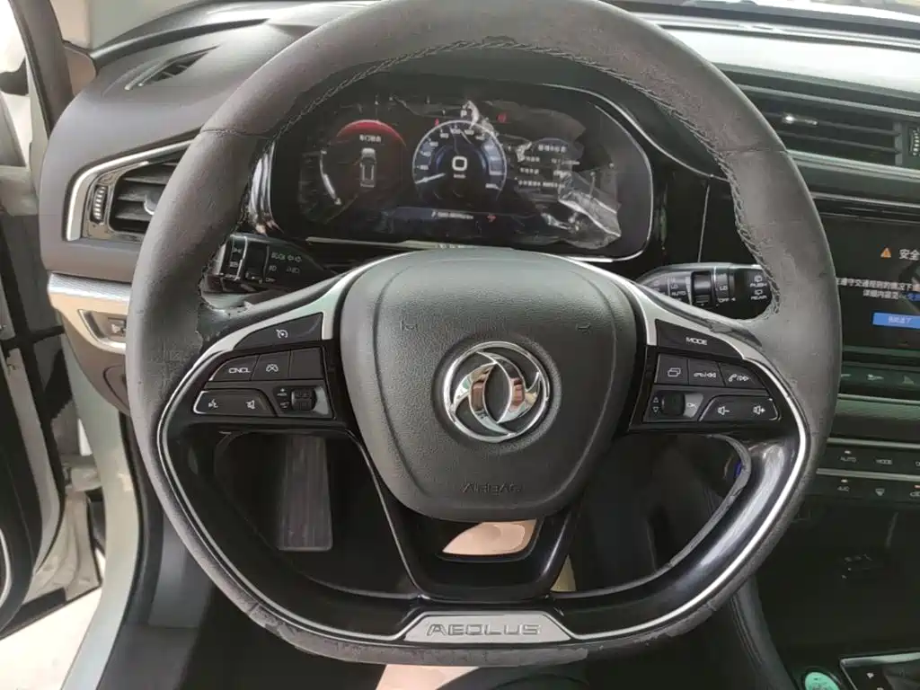 Dongfeng Fengshen AX7 2019 — фото 11