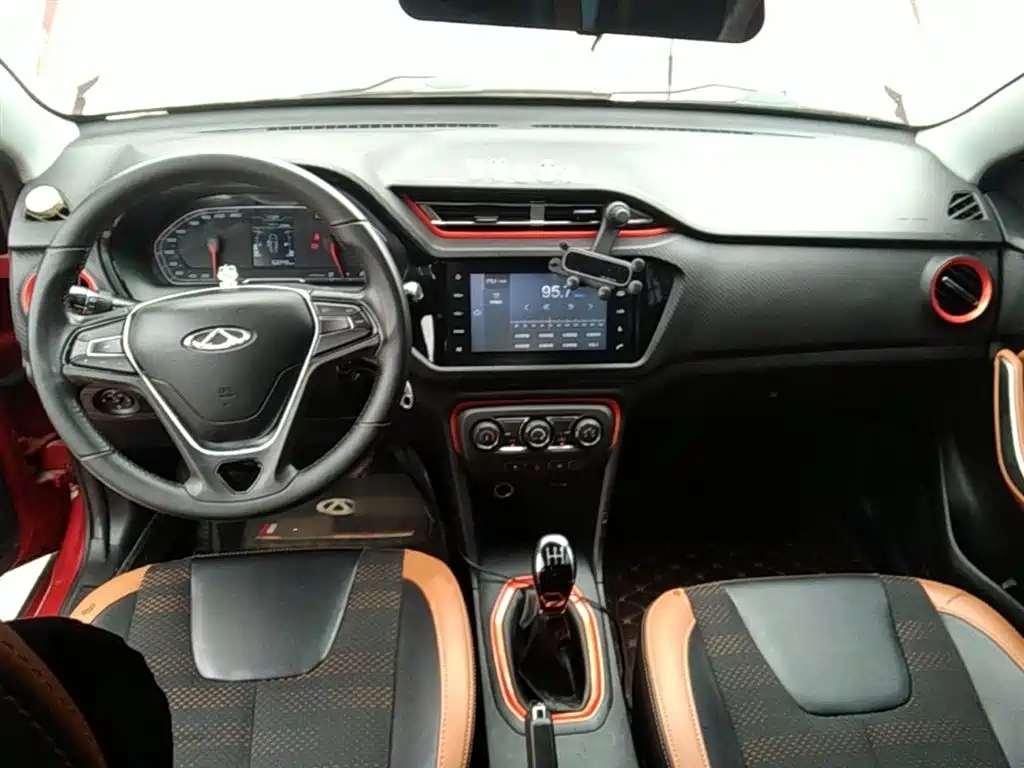 Chery Tiggo 3x 2017 — фото 10