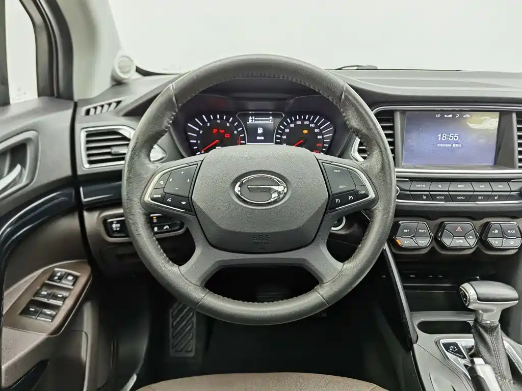 GAC Trumpchi GS4 2015 — фото 11