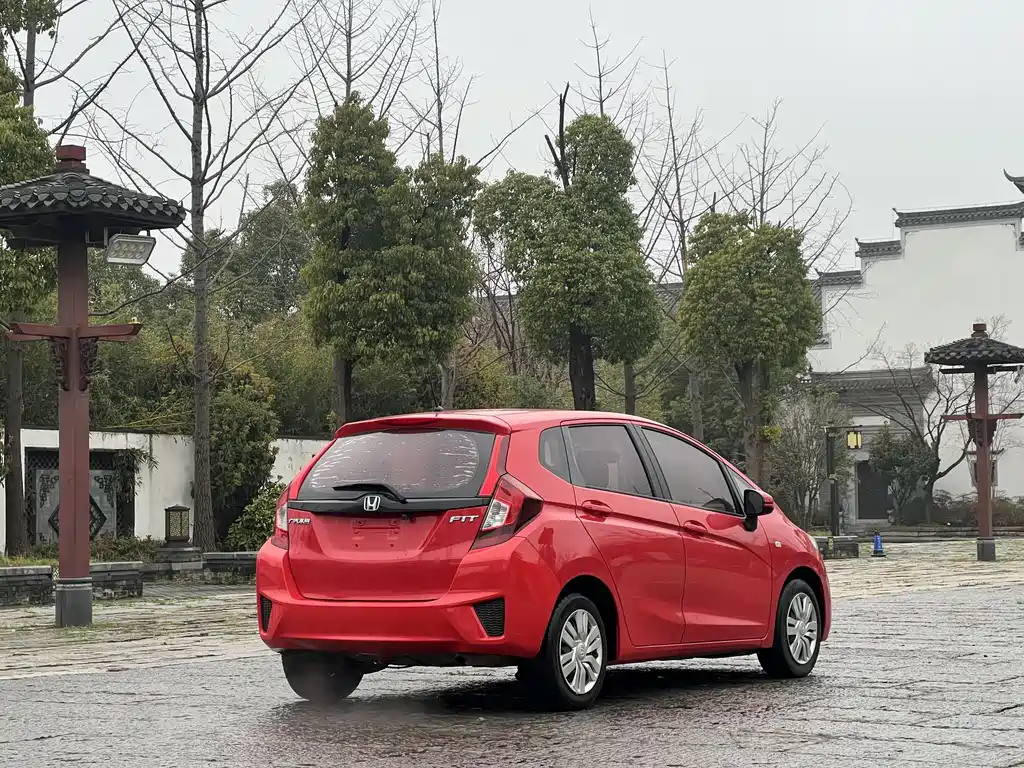 Honda Fit 2016 — фото 4
