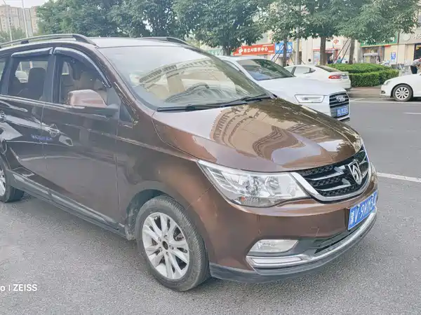 Baojun 730 2016