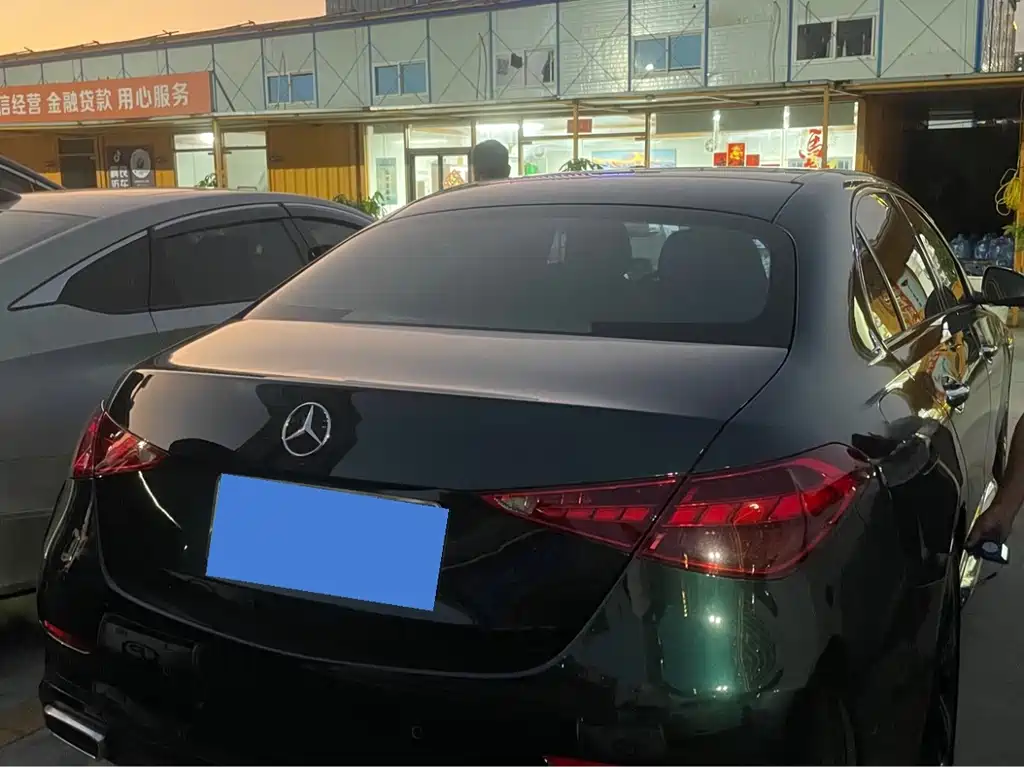 Mercedes-Benz C-Class 2021