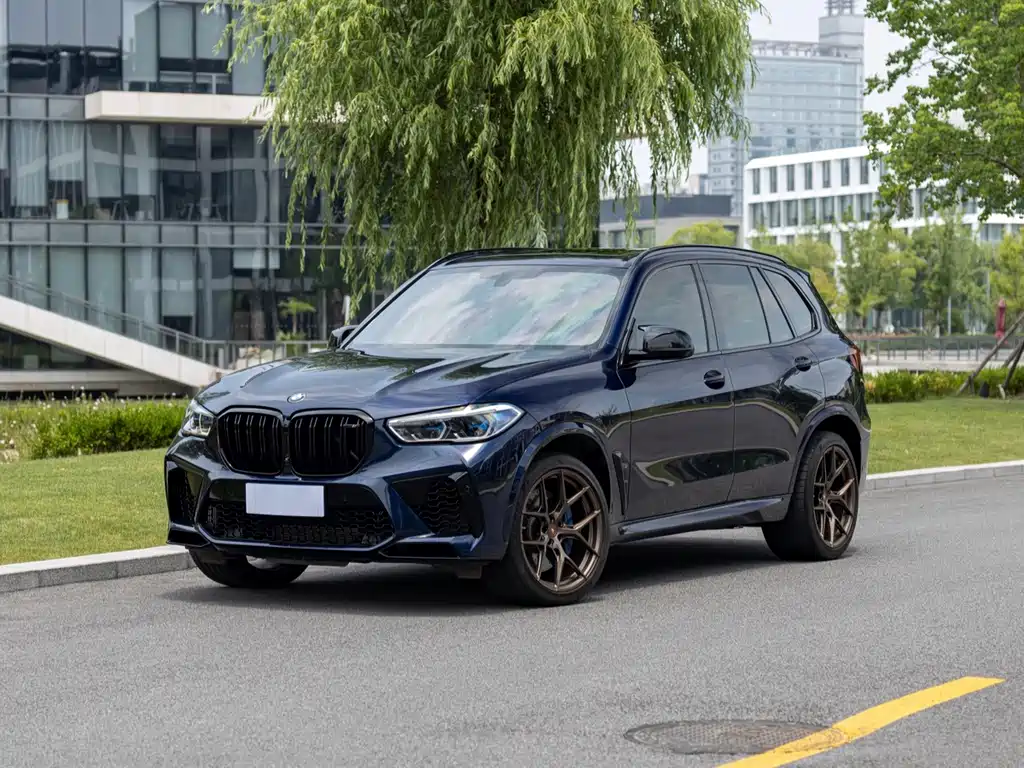 BMW X5 M 2022 — фото 1