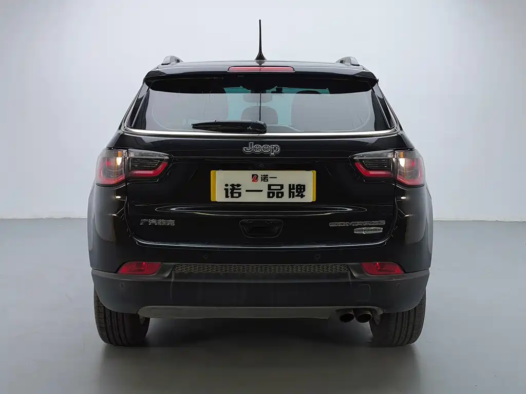 Jeep Compass 2019 — фото 9