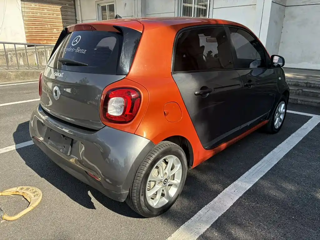 smart Forfour 2017 — фото 24