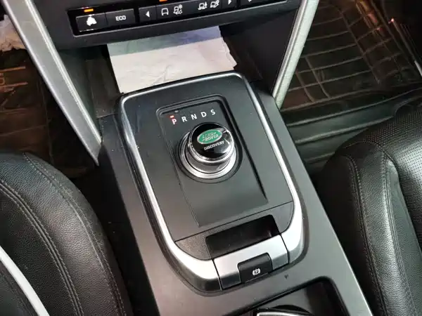 Land Rover Discovery Sport 2016