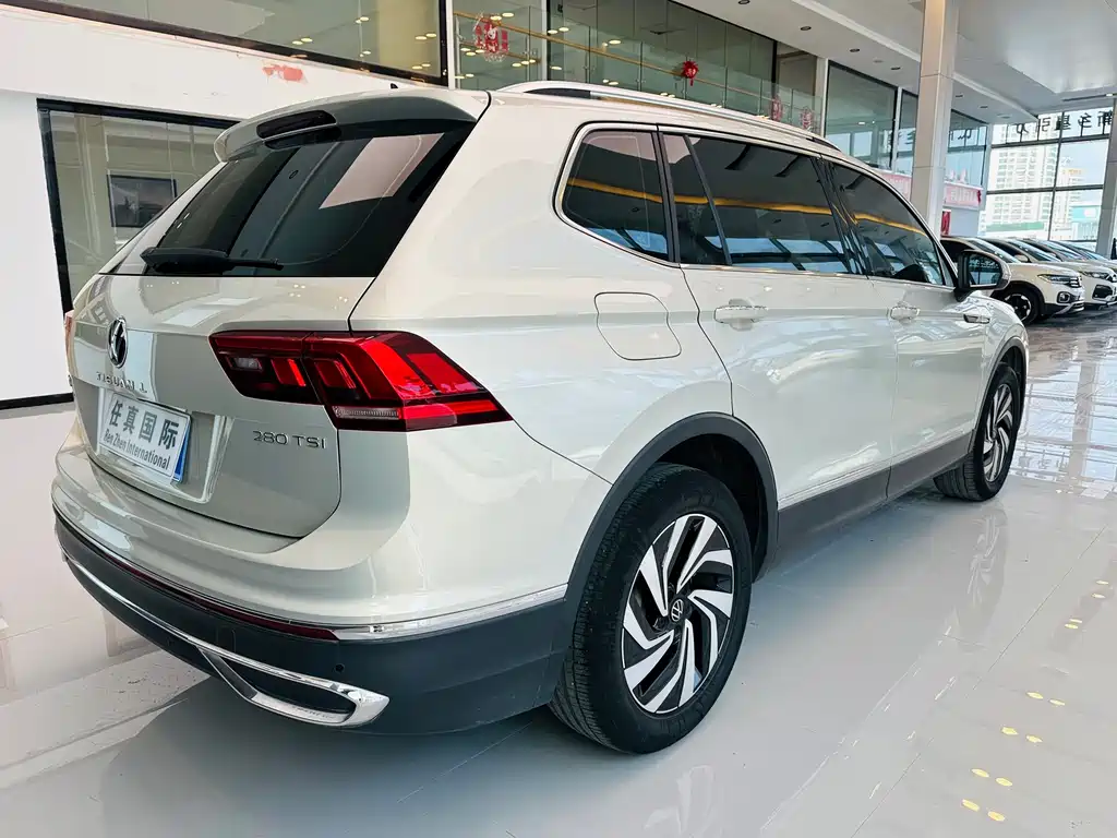 Volkswagen Tiguan L 2022