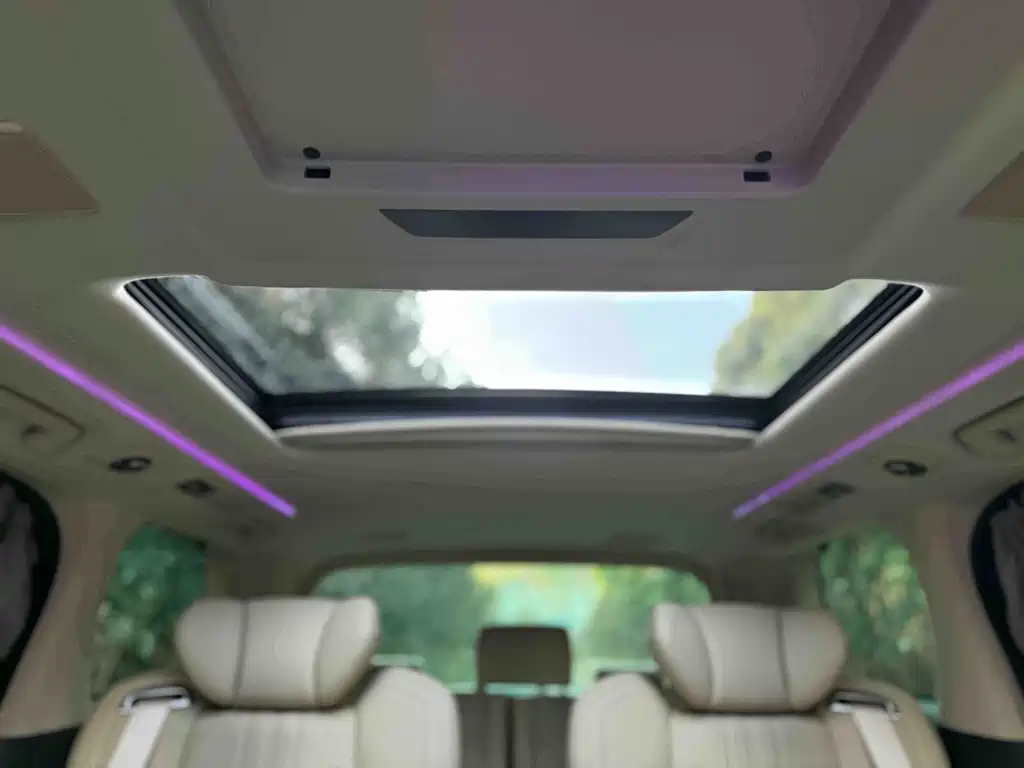 Toyota Alphard 2021 — фото 12