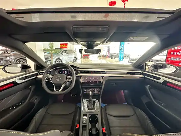 Volkswagen CC 2025