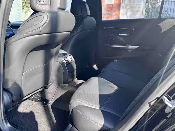 Mercedes-Benz C-Class 2022