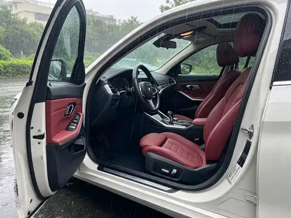 BMW 3 Series 2021